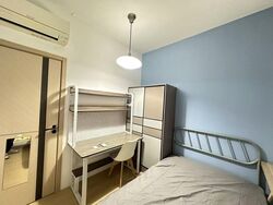 Lakepoint Condominium (D22), Condominium #627472911